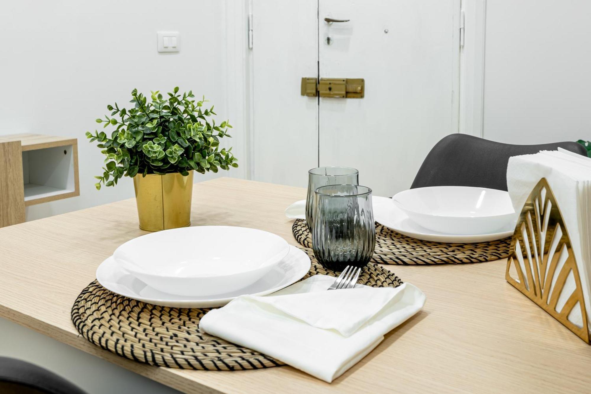Centocinque Aparthouse - Luxe Apartment *